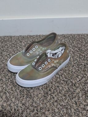 Vans Slip-On Sneakers with Green Tie-Dye and White Floral Embroidery